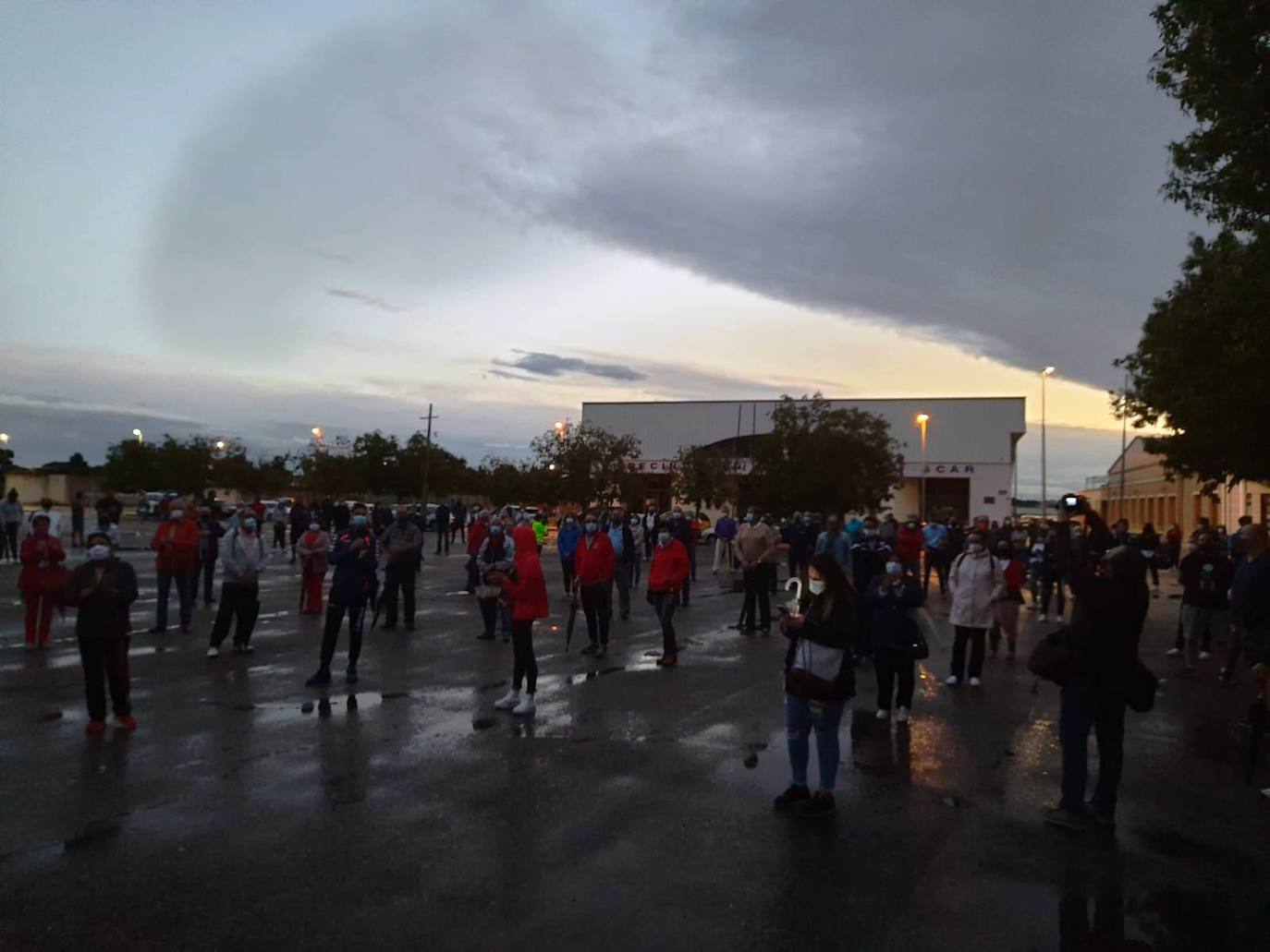 Concentraciones protesta contra el confinamiento decretado por la Junta en Iscar y Pedrajas de San Esteban. 