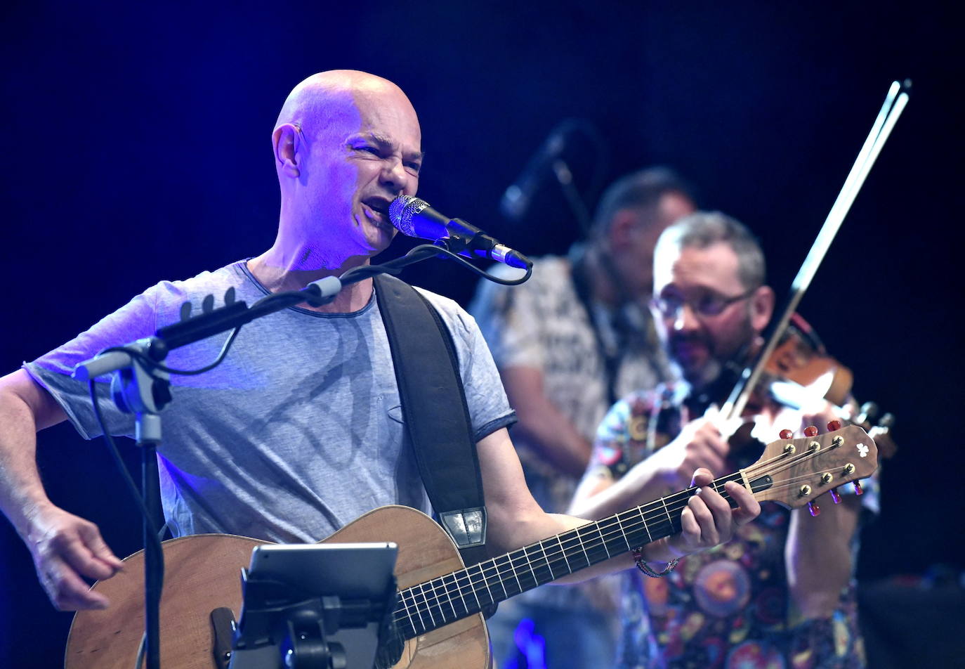 El grupo vallisoletano presenta su trabajo '30 aniversario: Solo recuerdo lo bueno, de lo malo nada' dentro del ciclo 'A cielo abierto' que organiza el Ayuntamiento