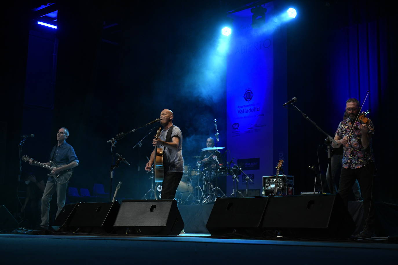 El grupo vallisoletano presenta su trabajo '30 aniversario: Solo recuerdo lo bueno, de lo malo nada' dentro del ciclo 'A cielo abierto' que organiza el Ayuntamiento