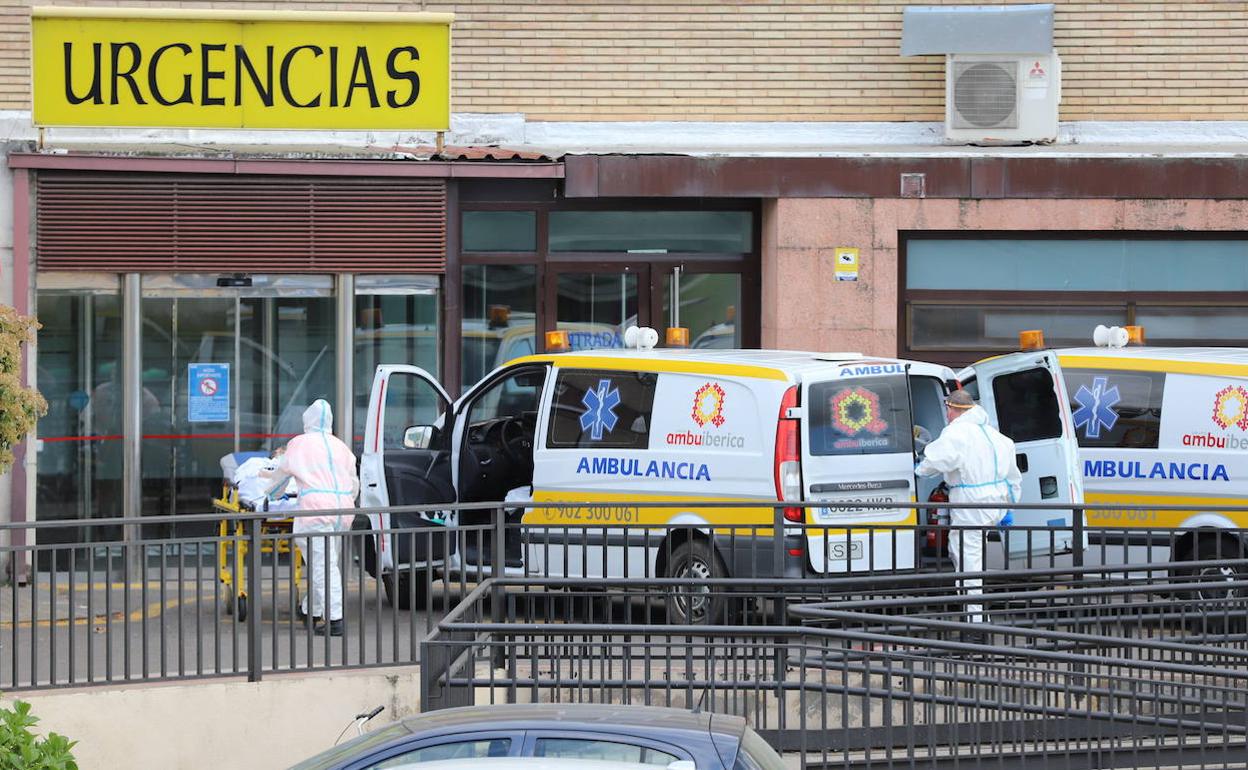 Entrada a Urgencias del Hospital Clínico de Salamanca.