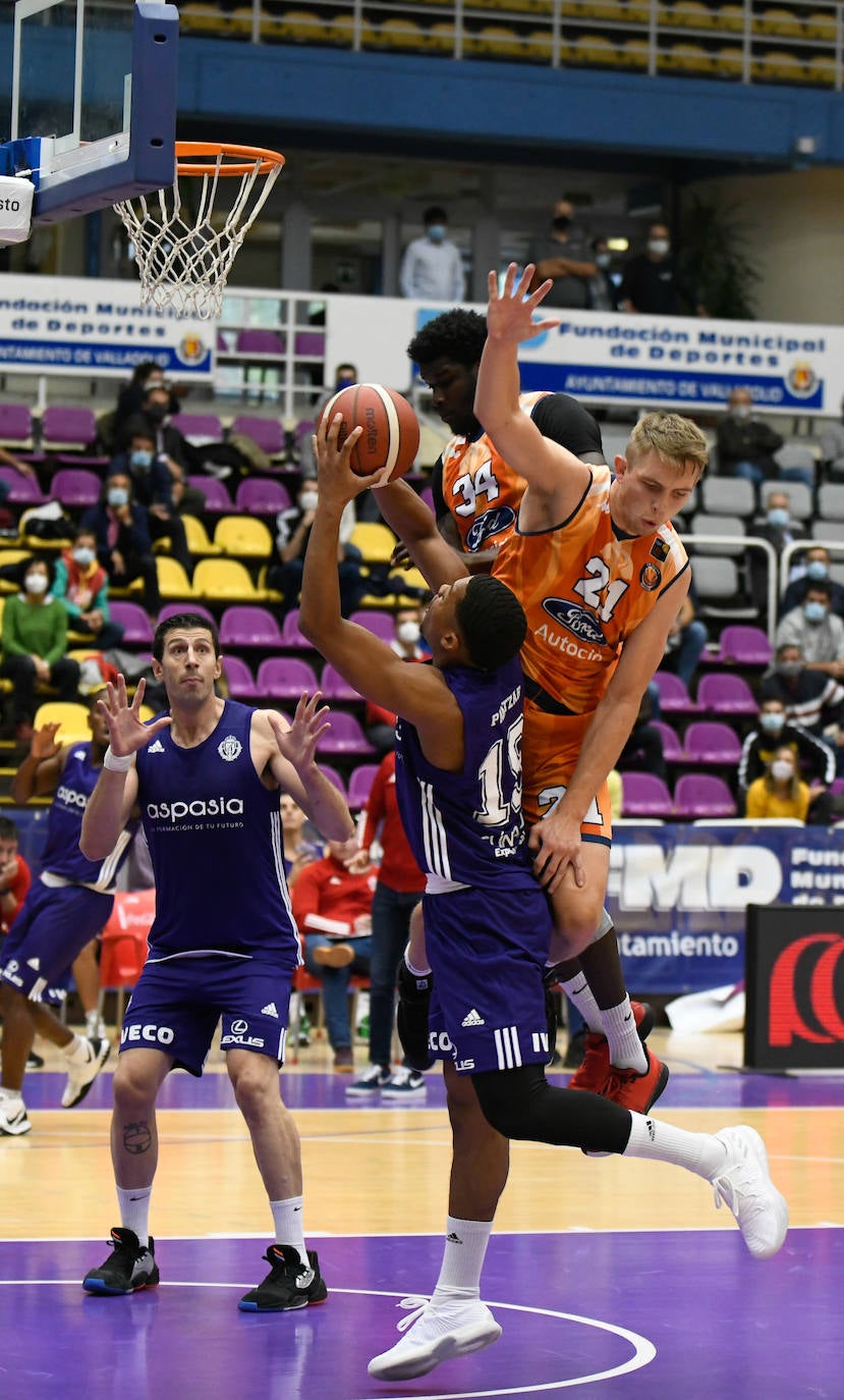 Fotos: Real Valladolid 87-80 Tizona Burgos