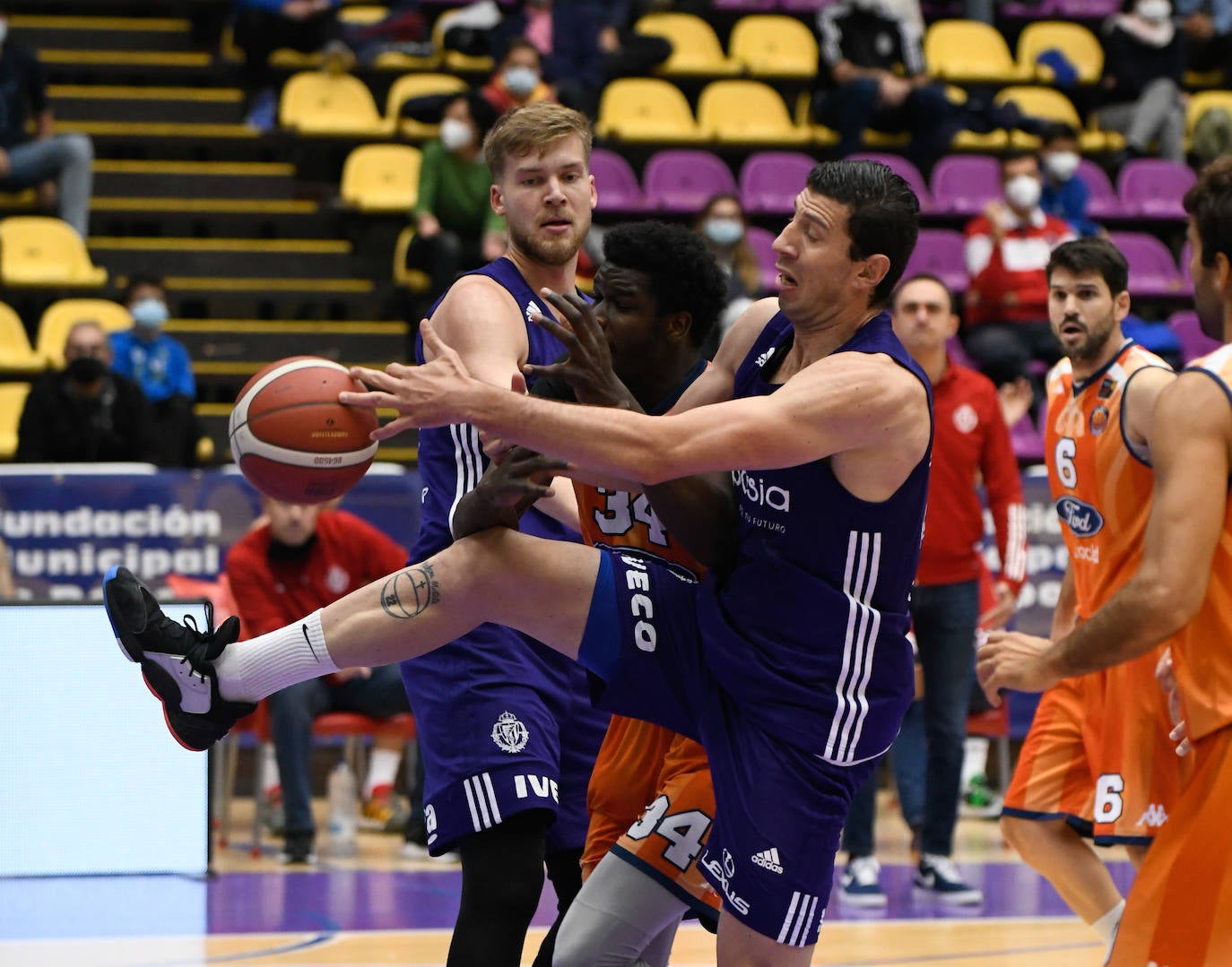 Fotos: Real Valladolid 87-80 Tizona Burgos