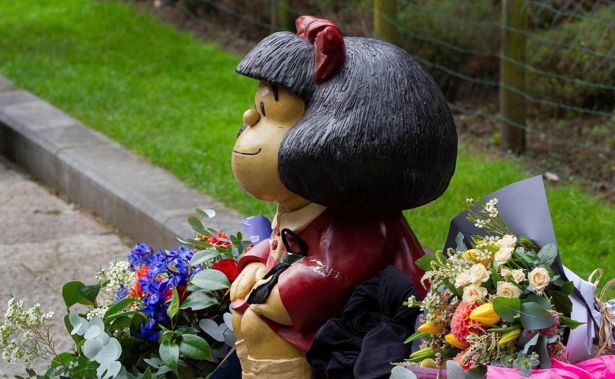 Reproducción de Mafalda en un parque de Oviedo.