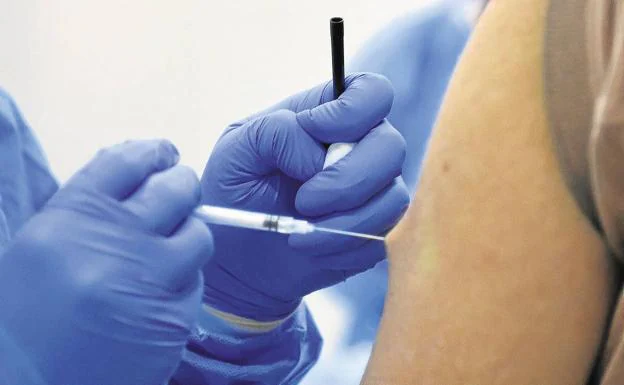 Castilla y León comenzará a vacunar contra la gripe el día 13 de octubre y sin fecha límite
