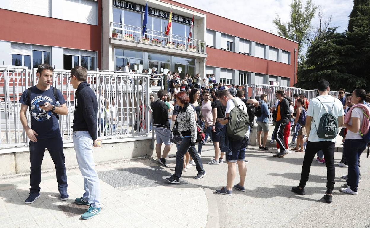 Examen de oposiciones de Magisterio de Educacion Física.