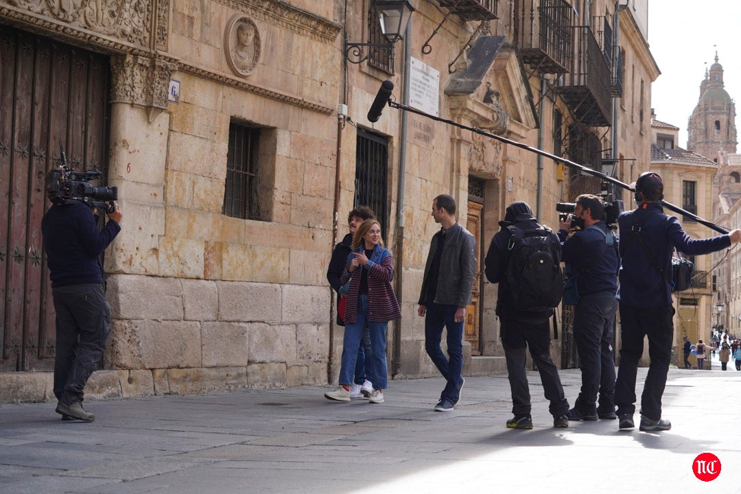 Momento del rodaje de Rutas Bizarras en Salamanca