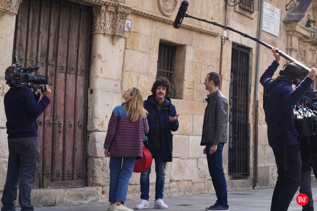 Momento del rodaje de Rutas Bizarras en Salamanca