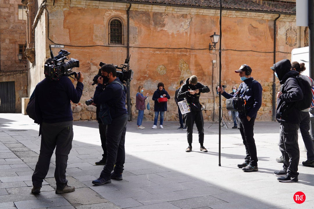 Momento del rodaje de Rutas Bizarras en Salamanca