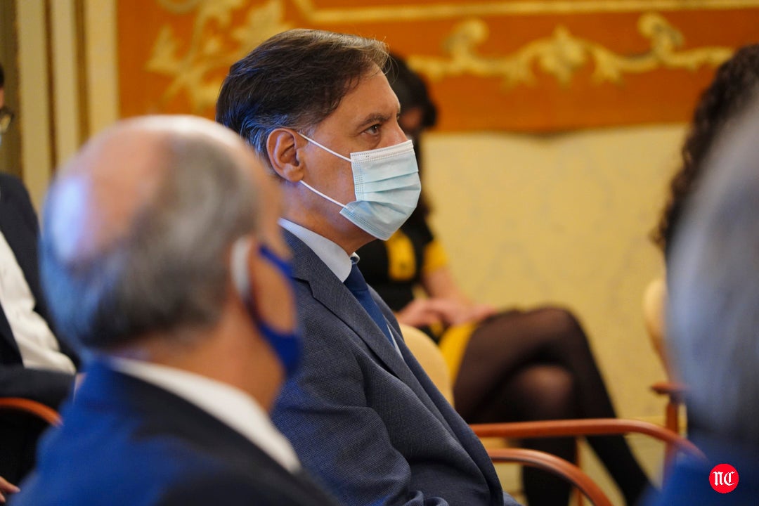 Recepción en el Ayuntamiento de Salamanca al Perfumerías Avenida