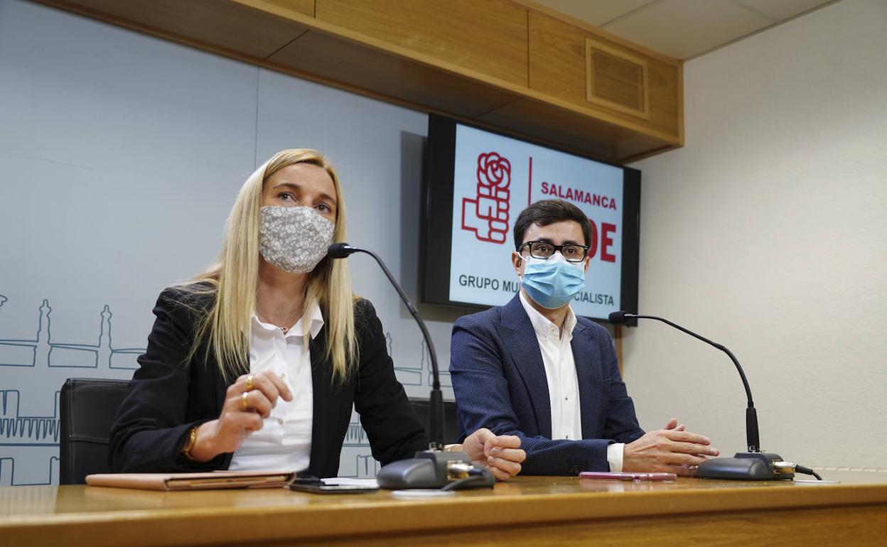 Érica Polo y José Luis Mateos, en un momento de la rueda de prensa. 