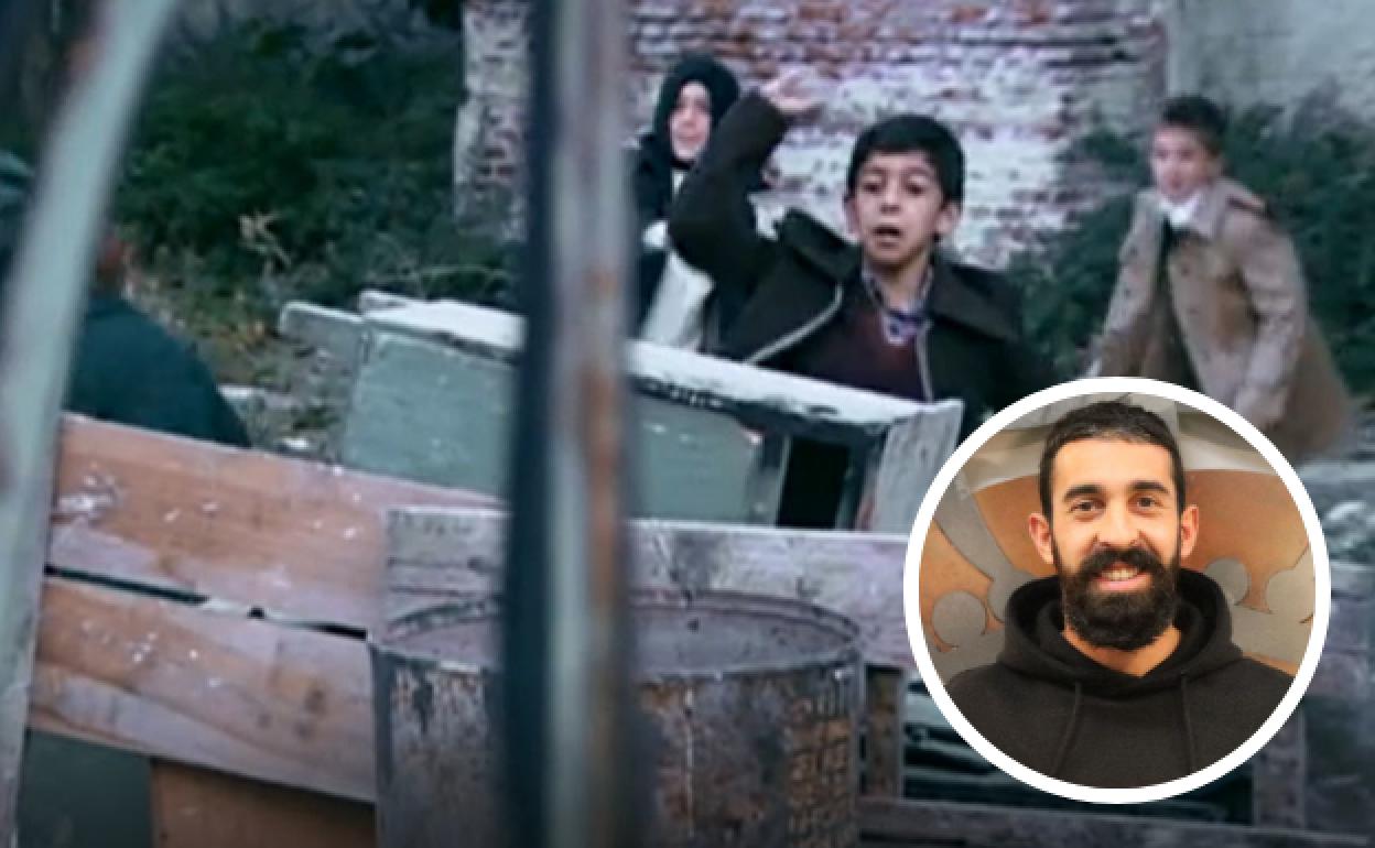 Carlos Bravo, en una de las escenas en las que aparece en 'Cuéntame'.