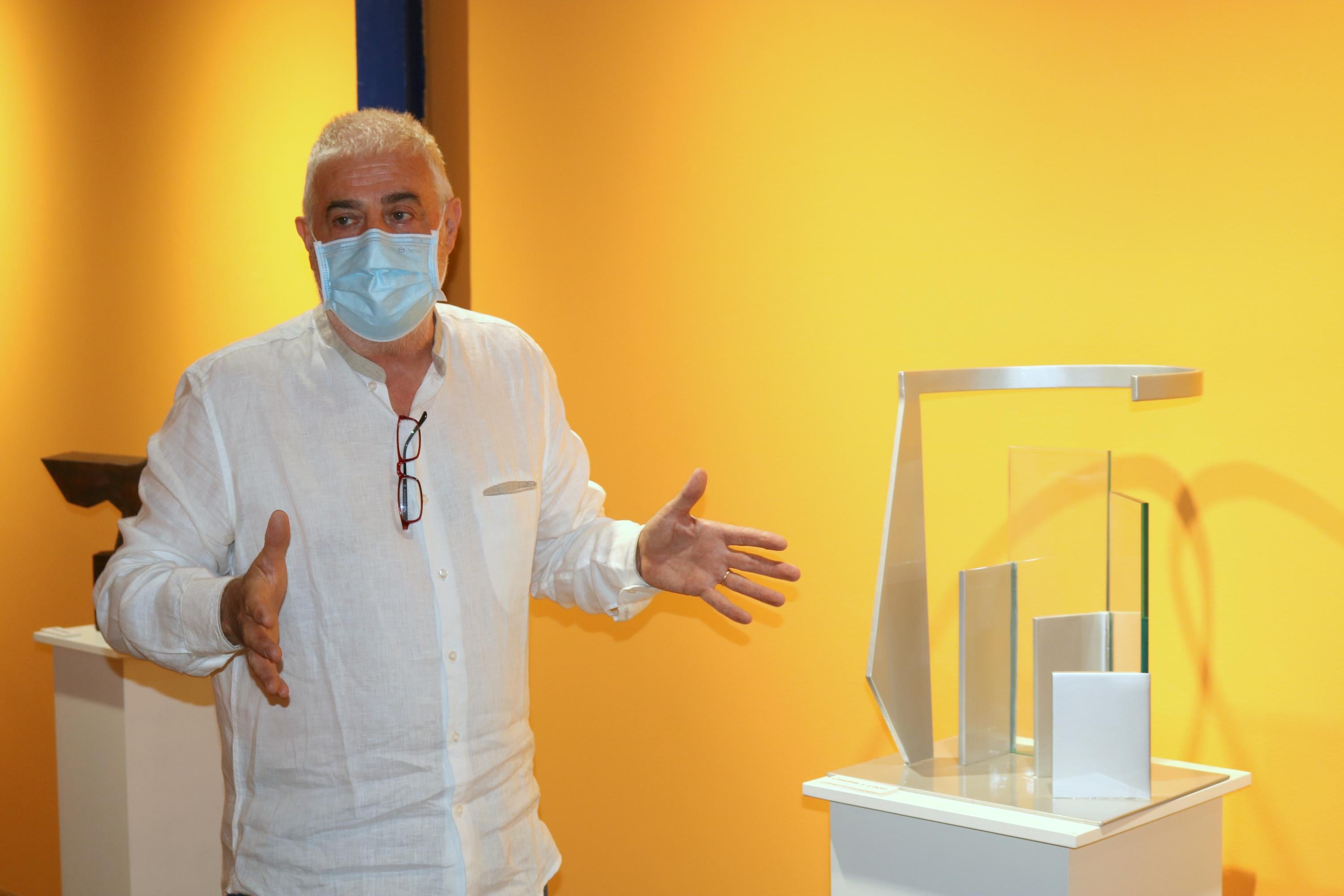 Fotos: El escultor Carlos Mediavilla expone &quot;El Arte y la Vida&quot; en Baltanás