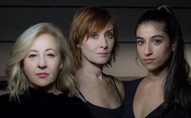 Las protagonistas de la obra: Carmen Machi, Nathalie Poza y Carolina Yuste.