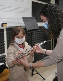 Imagen secundaria 2 - Jornada de recepción de nuevos alumnos en el Conservatorio.