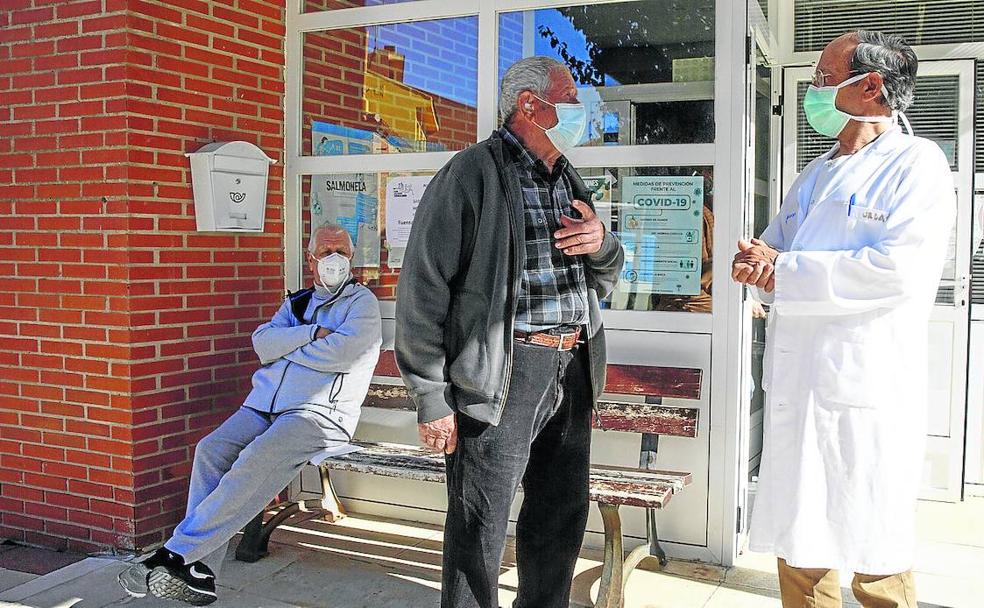 Consultorio médico rural abierto por pandemia