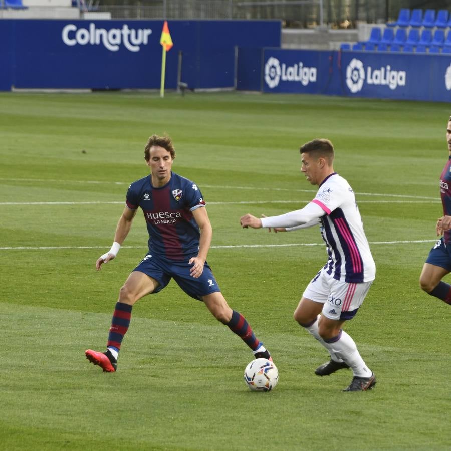 Fotos: EMpate del Real Valladolid en Huesca (2-2)