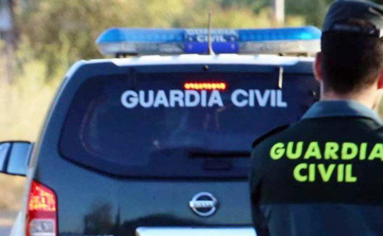 Patrulla de la Guardia Civil.