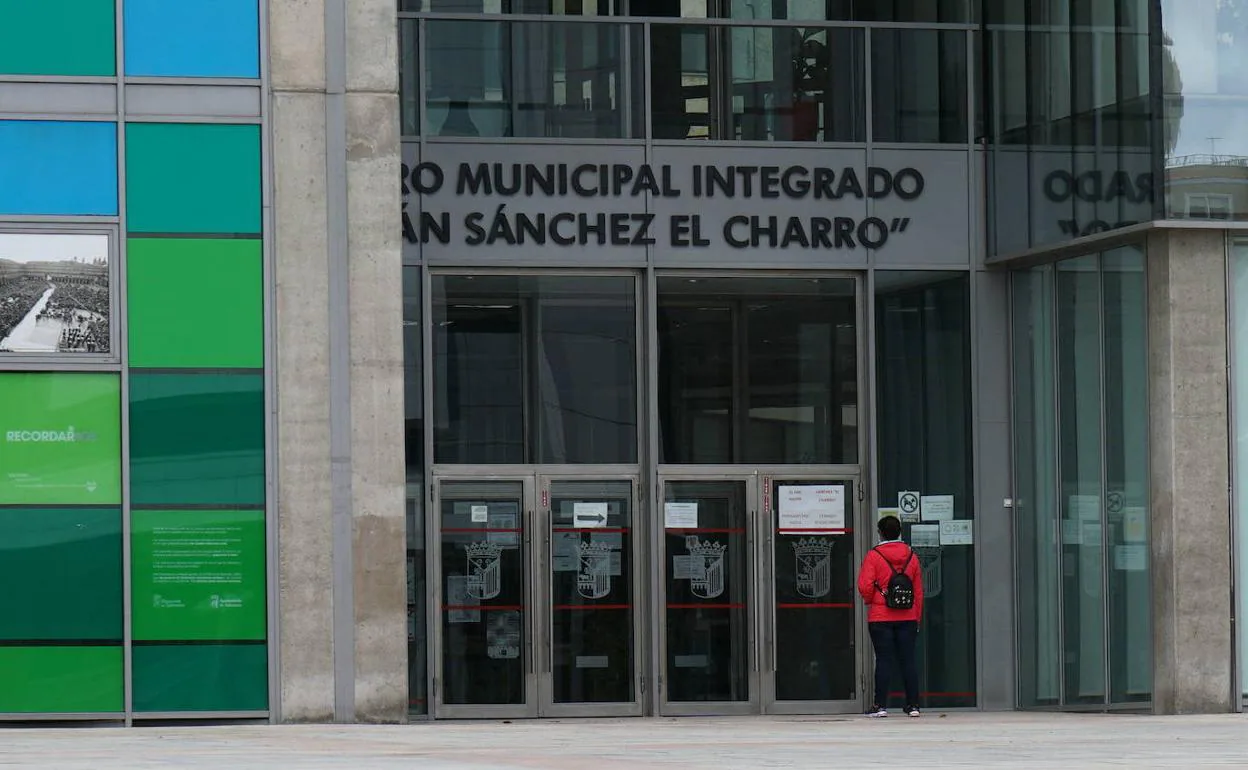 Centro Julián Sánchez el Charro, sede del CEAS de Garrido. 
