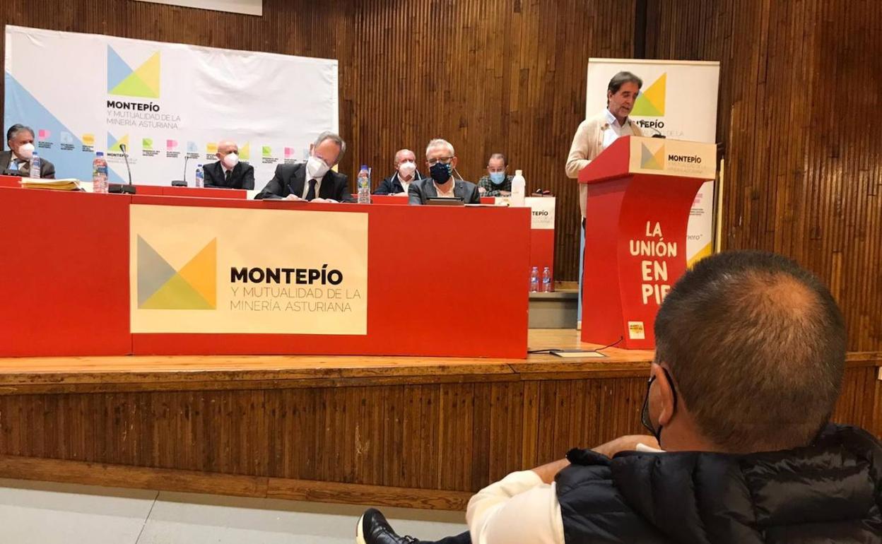 Un momento de la asamblea.