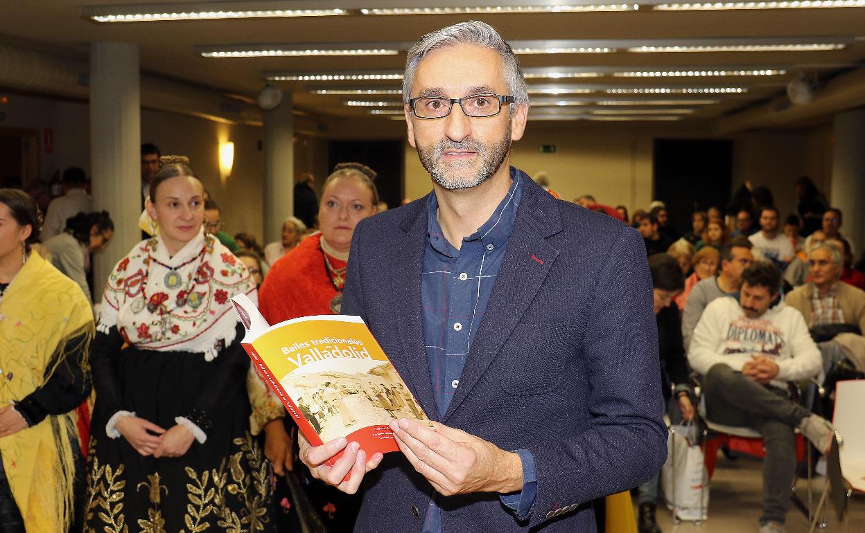 El etnógrafo Carlos Porro.