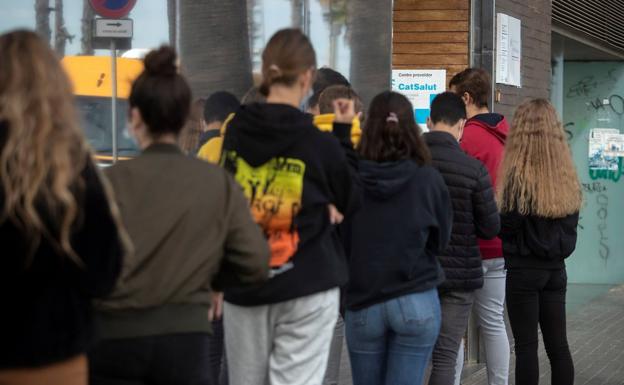 Cataluña anuncia medidas más restrictivas sin concretarlas