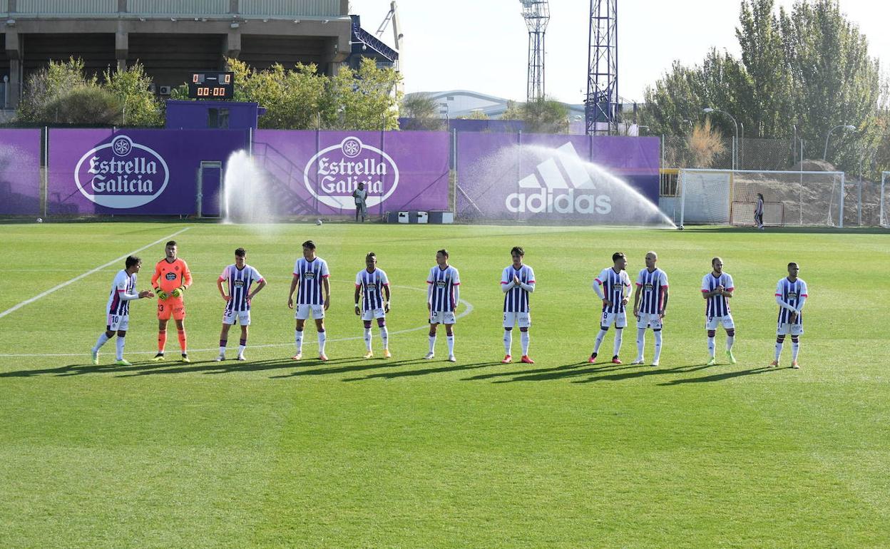 Jugadores del Real Valladolid Promesas antes de medirse al Burgos en la primera jornada de competición-