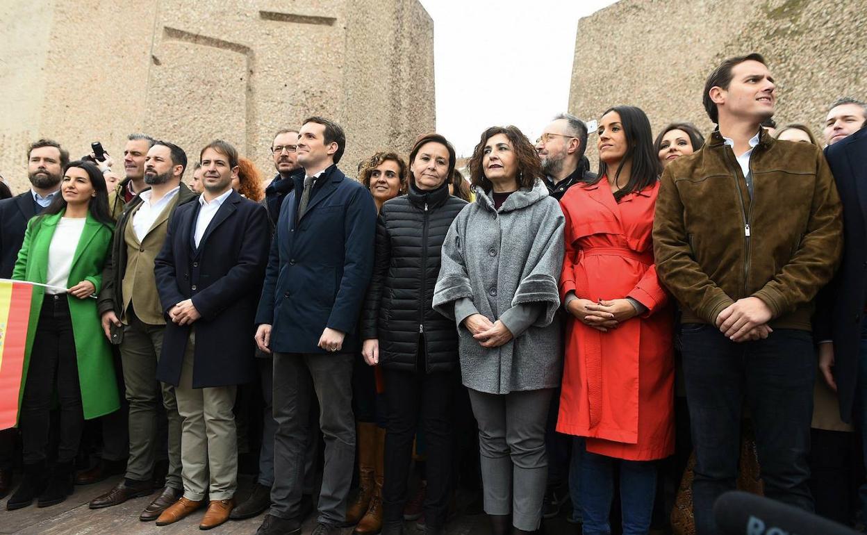 Los líderes del PP, Vox y Ciudadanos, en la plaza de Colón de Madrid, en febrero de 2019. 