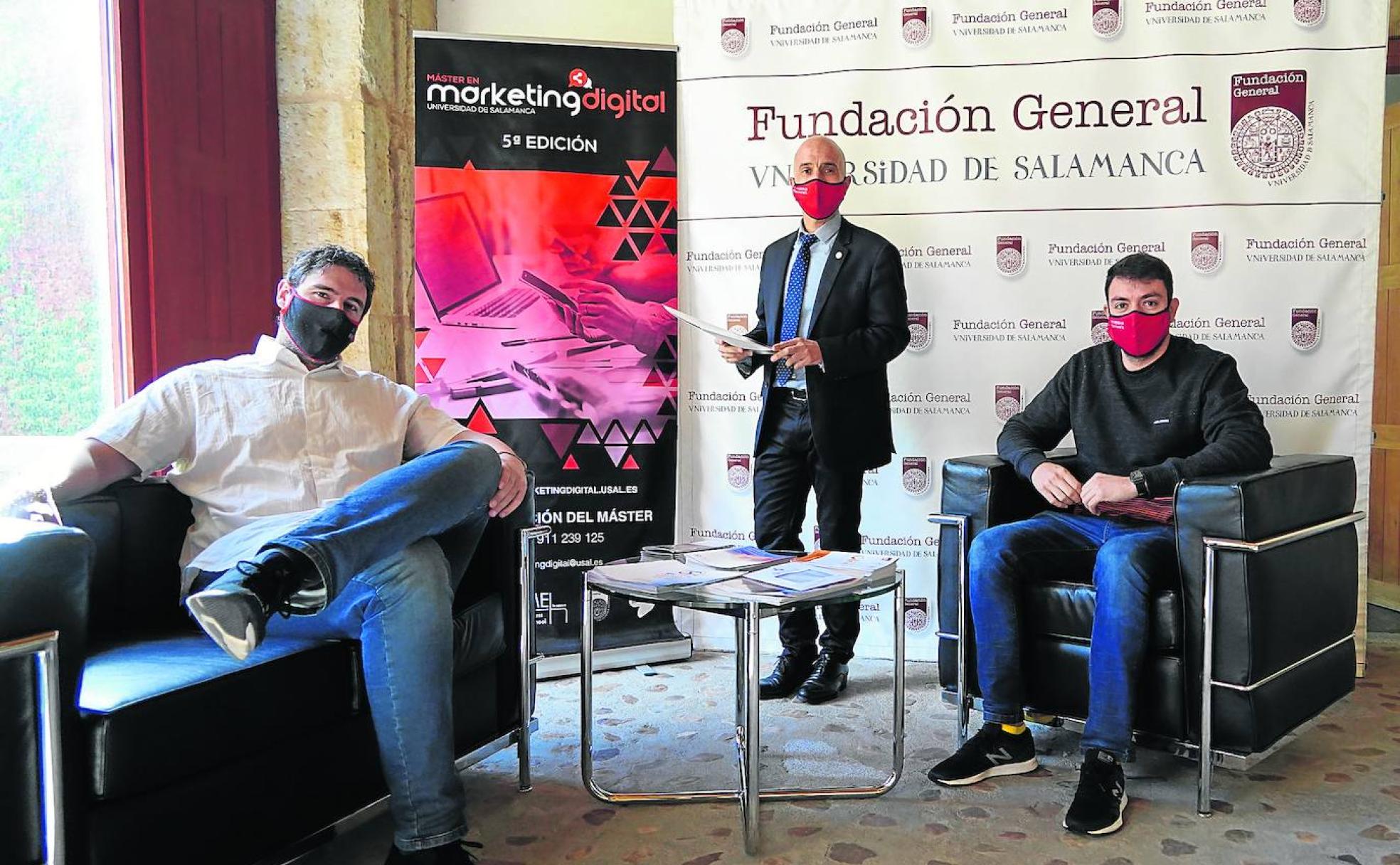 Pablo Rodríguez, Óscar González y Sergio Sánchez, en la Hospedería Colegio Fonseca.