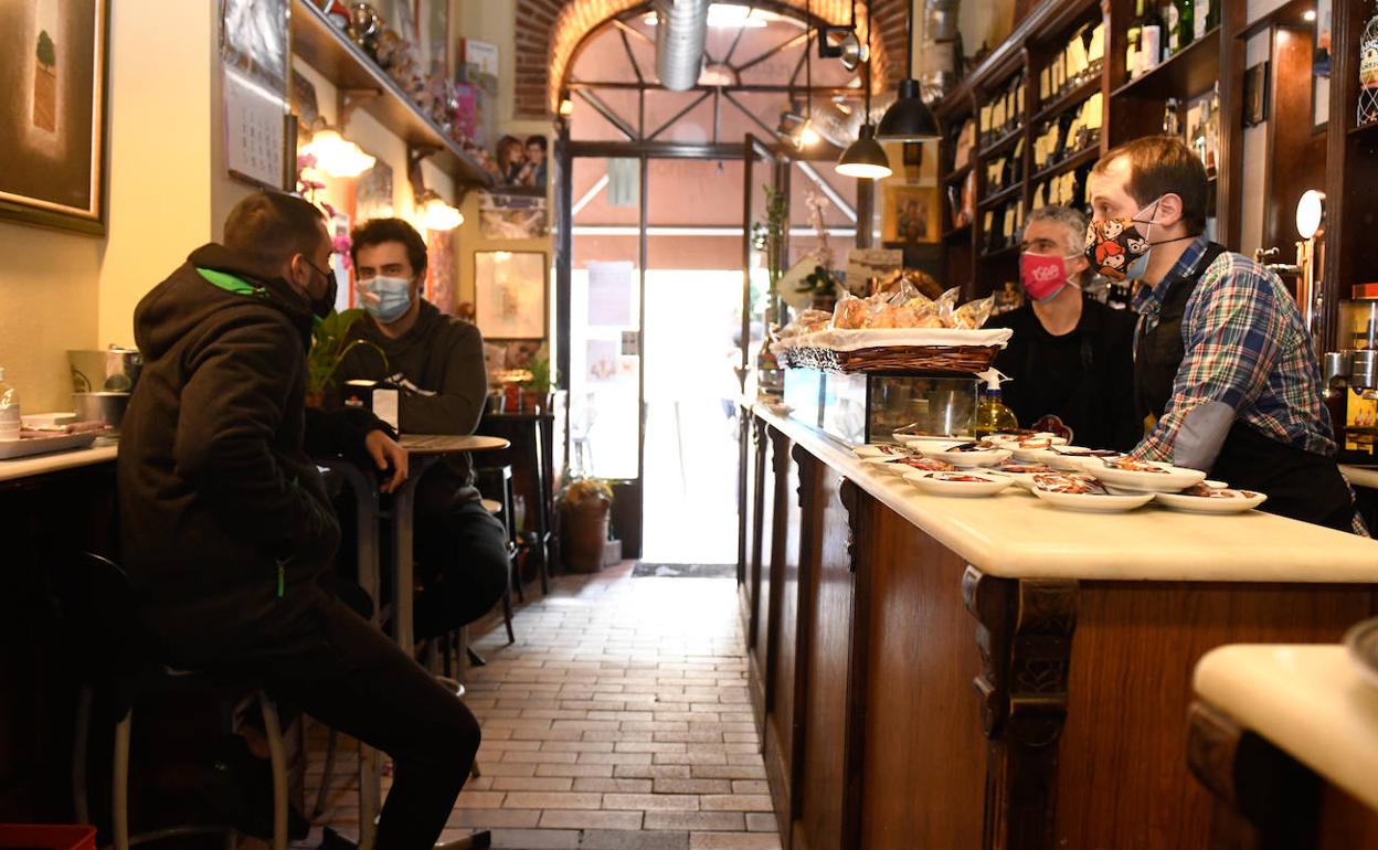 Interior de un bar de Valladolid