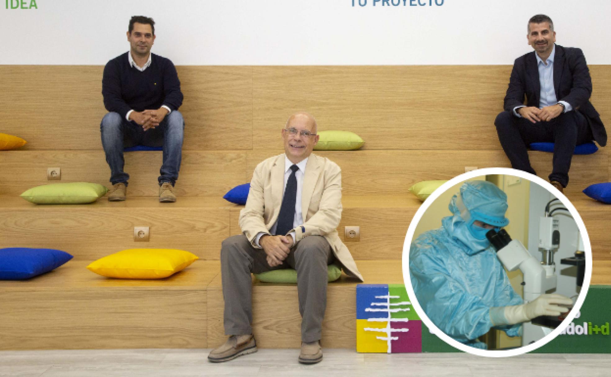 Víctor Ortega, Enrique Baeyens y Néstor Iglesia, en el Parque Científico. Dentro del círculo, un empleado de Citospin trabaja en su laboratorio.