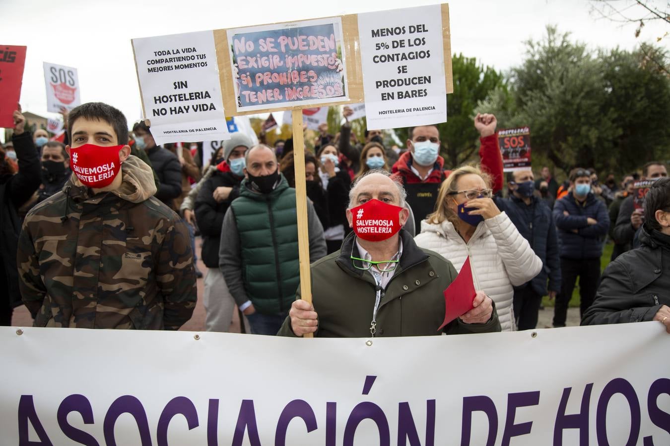 Fotos: Manifestación de hosteleros en Valladolid