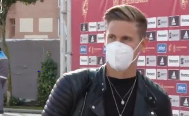 El debutante Marcos Llorente, a su llegada a la concentración de España en Las Rozas. 