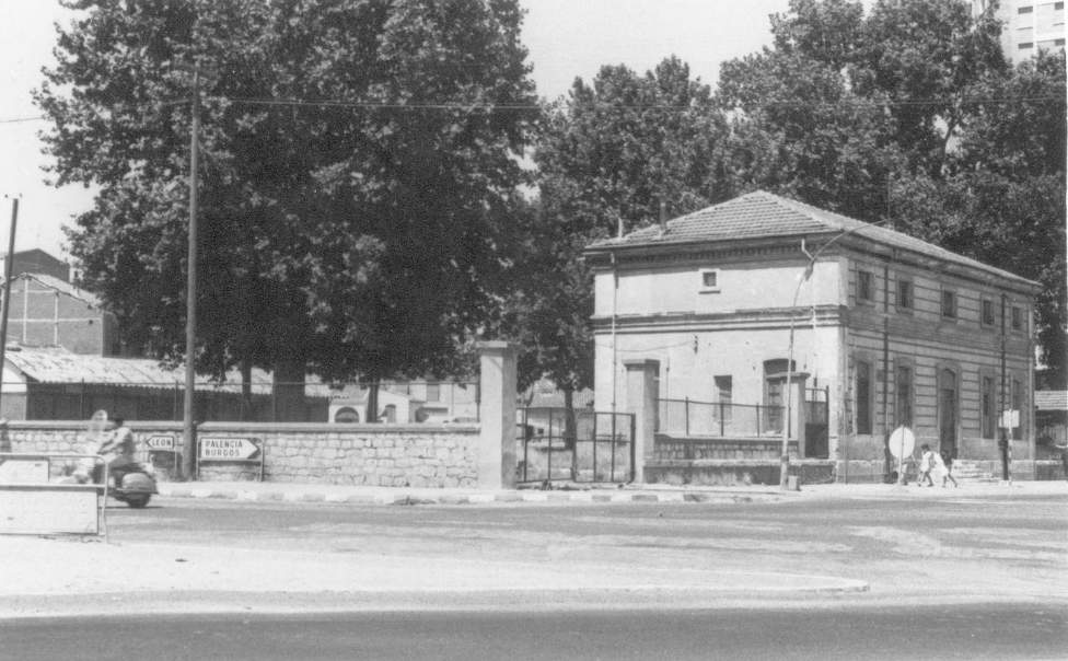 28.07.1969. Estación de San Bartolomé poco antes de ser demolida.