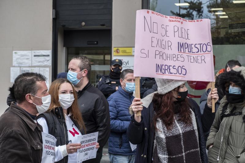 Fotos: Protesta del sector del ocio nocturno en Valladolid