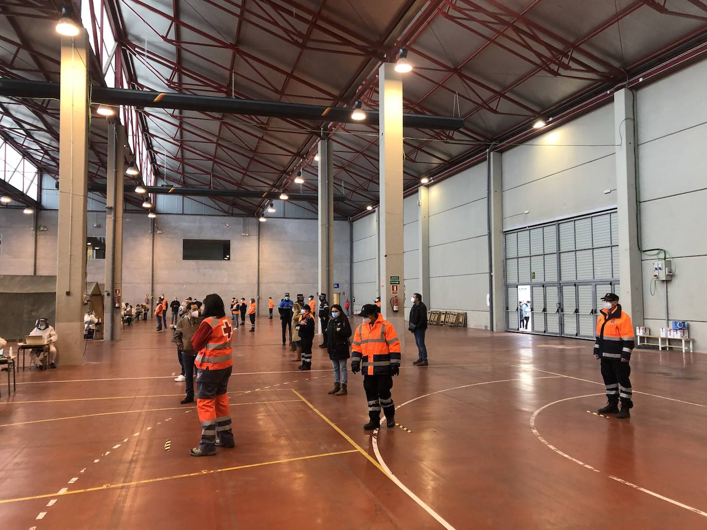 Fotos: Gran respuesta de los arandinos al cribado masivo con test de antígenos