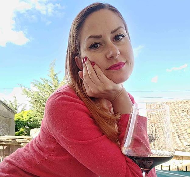 Silvia García en su casa de Urueñas, Segovia 