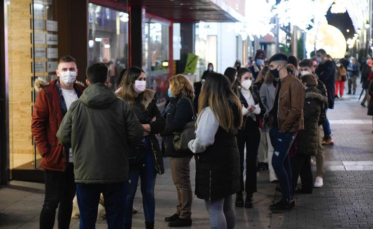 Aglomeraciones en el centro de Valladolid durante la tarde del domingo