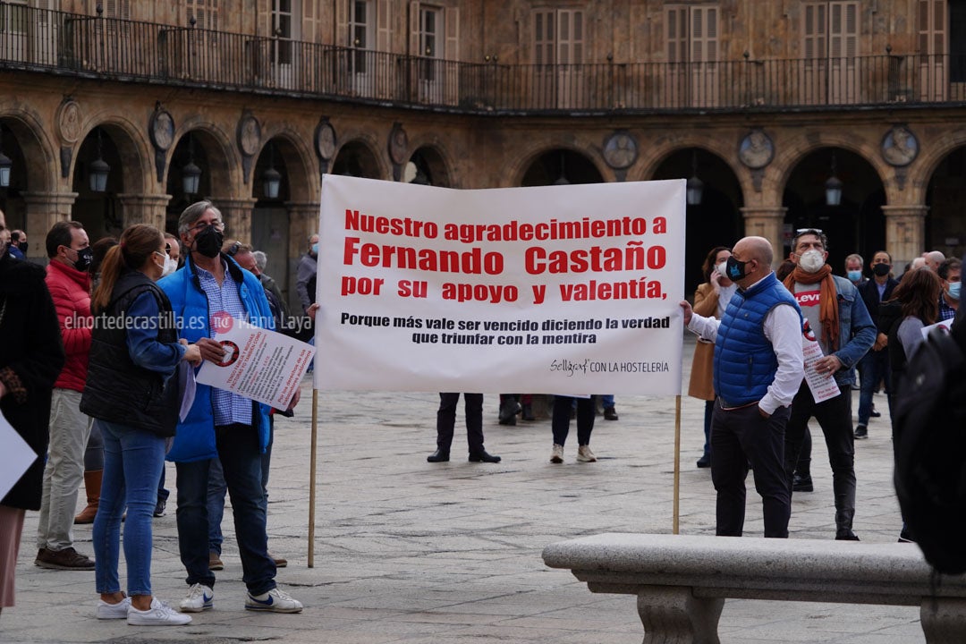 Concentración de autónomos en la Plaza Mayor de Salamanca