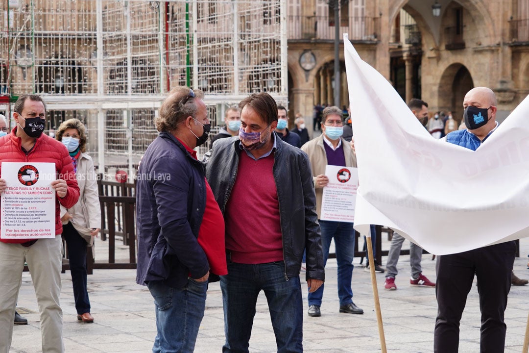 Concentración de autónomos en la Plaza Mayor de Salamanca