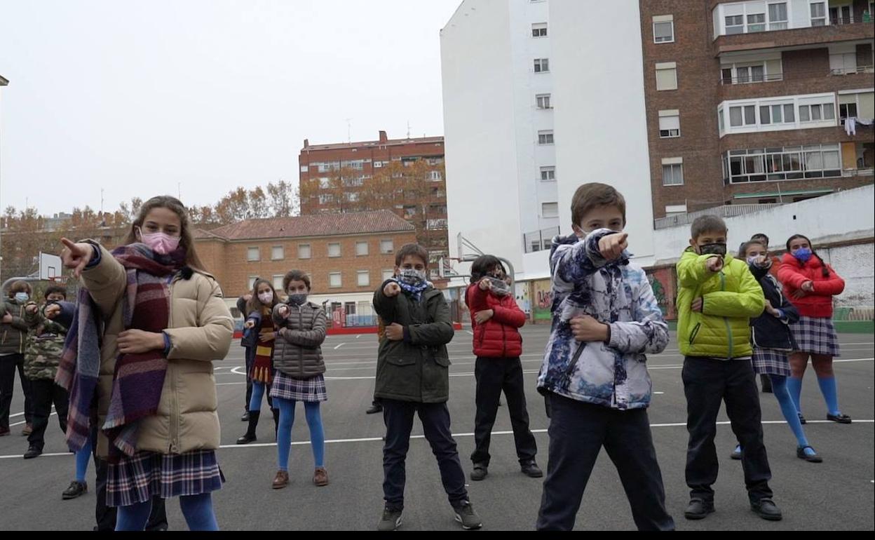 Participantes en el spot promocional.