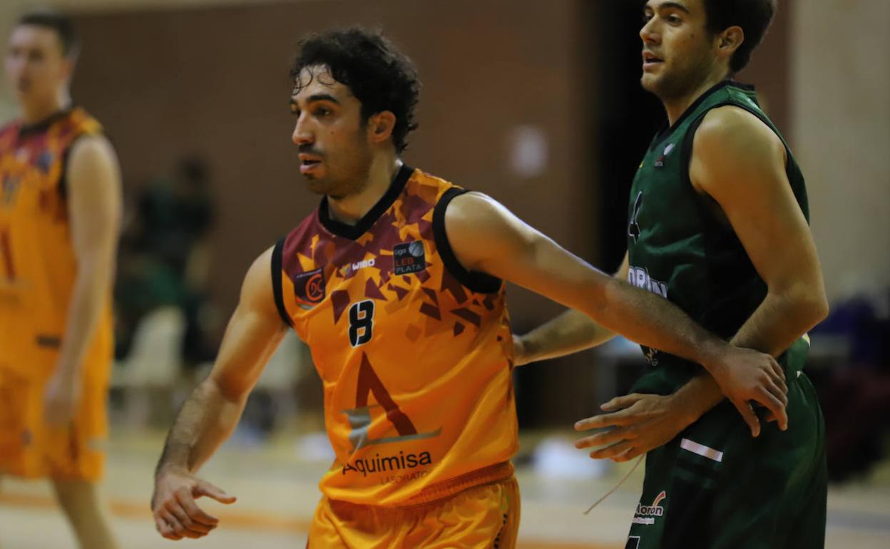 Arturo Cruz, durante el partido ante el CB Morón.