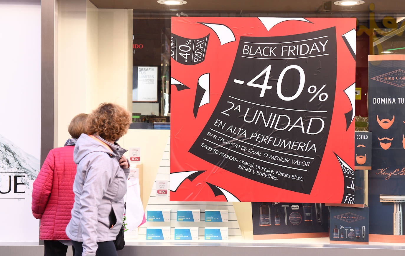 Fotos: El &#039;Black Friday&#039; llega a los comercios de Valladolid