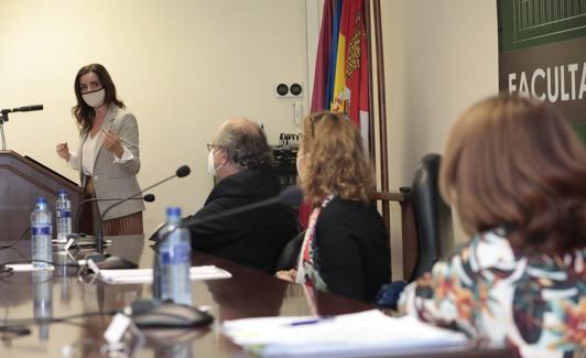 Ana Carlota Amigo Piquero durante su intervención en la jornada. 