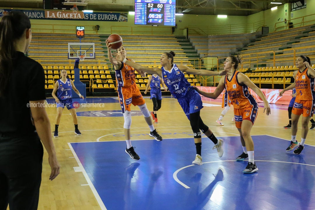 Perfumerías Avenida - Valencia Basket