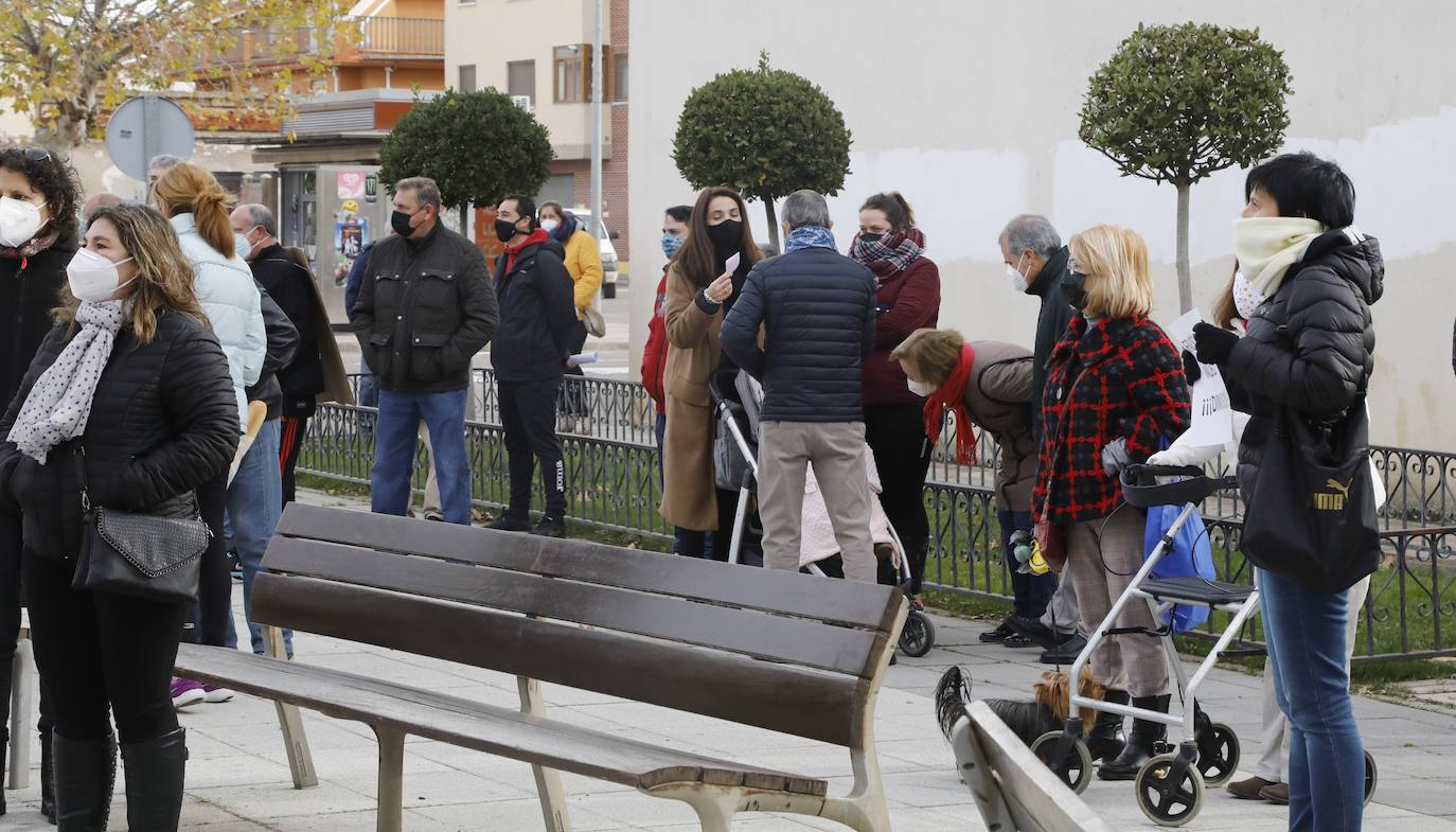 Fotos: Protesta de los autónomos en Venta de Baños, Palencia