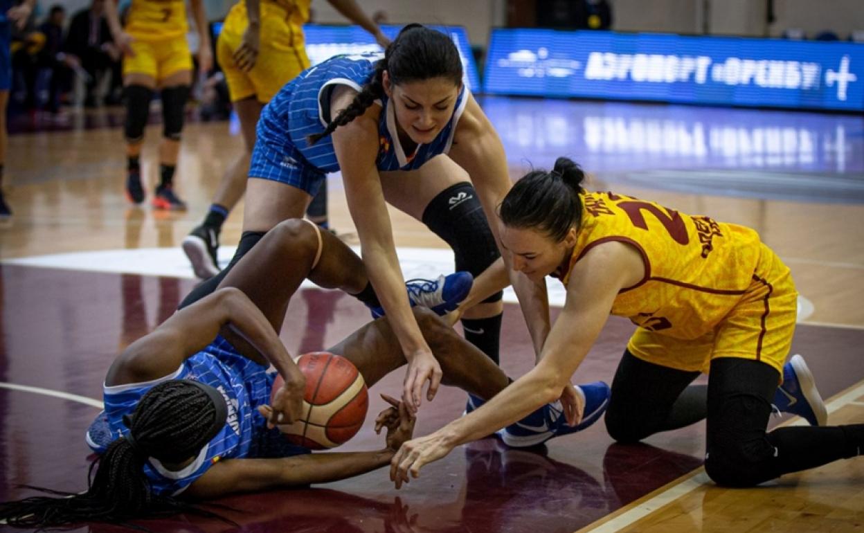 Marica Gajic, en una acción del partido de la Euroliga.