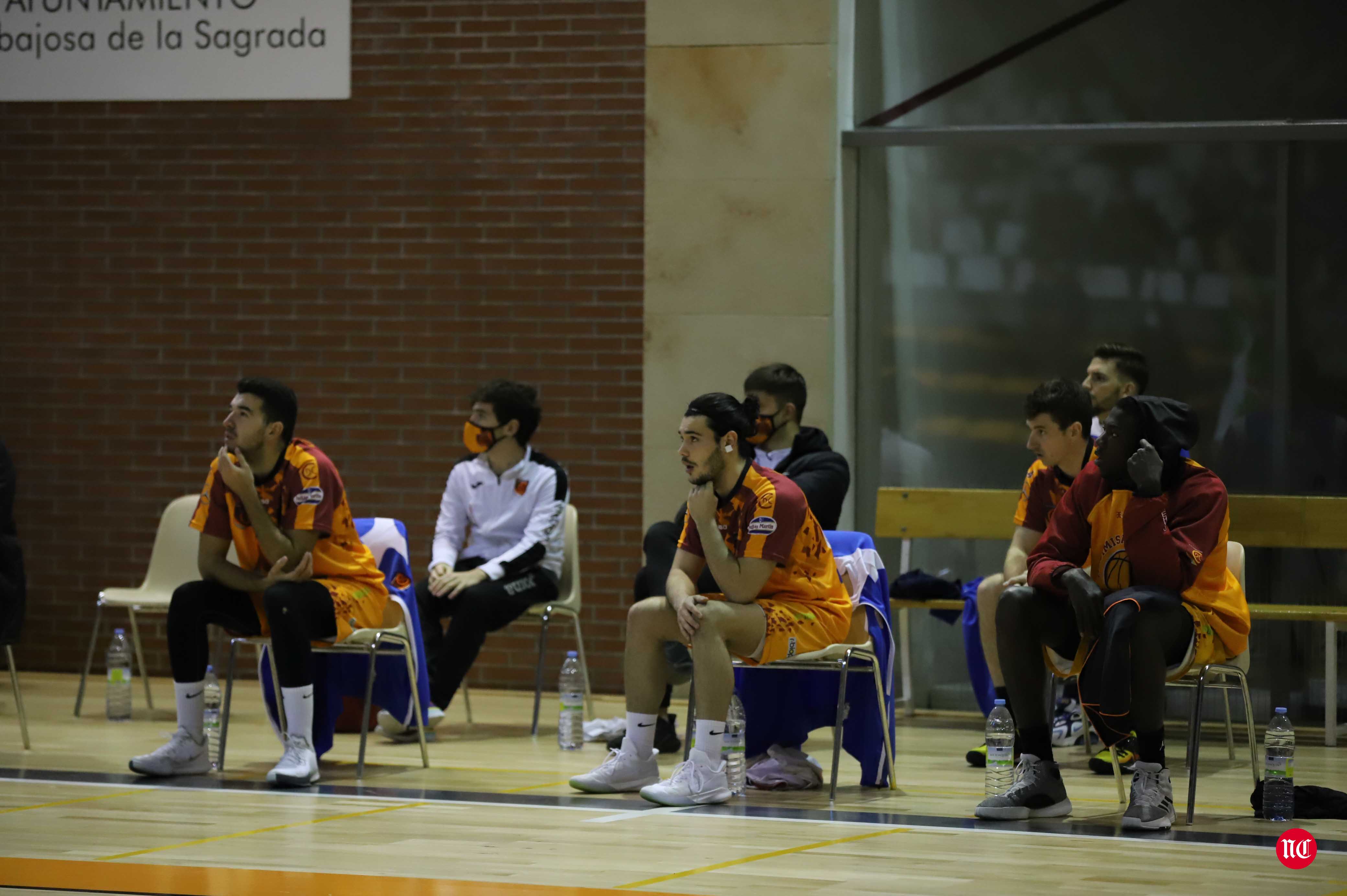 Fotos: El Zornotza pone fin a la imbatibilidad del Aquimisa Carbajosa en casa (75-87)