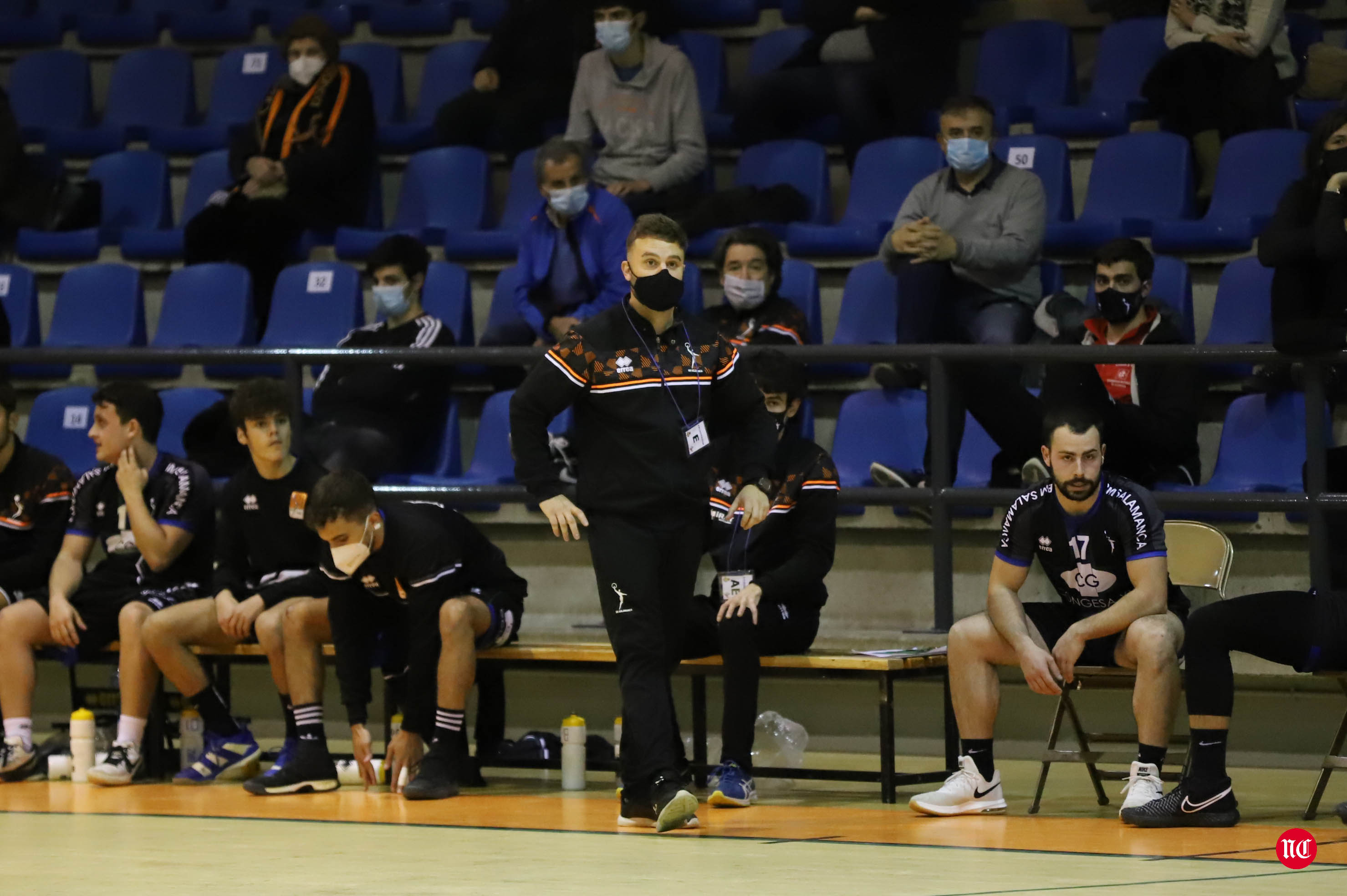 Fotos: BM Salamanca 13 - 22 BM Oviedo