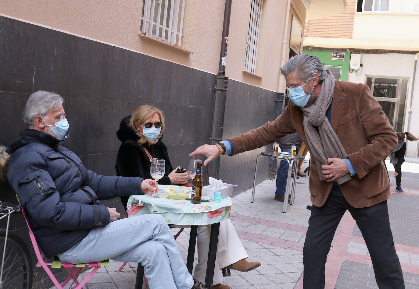 Fotos: Tiendas y hostelerías abiertas durante el domingo 6 de diciembre