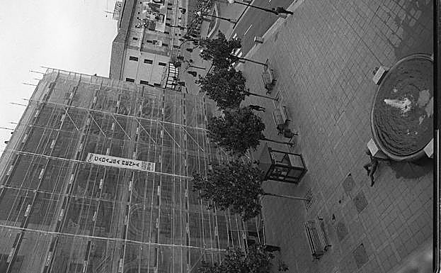 El edificio de Correos en obras.